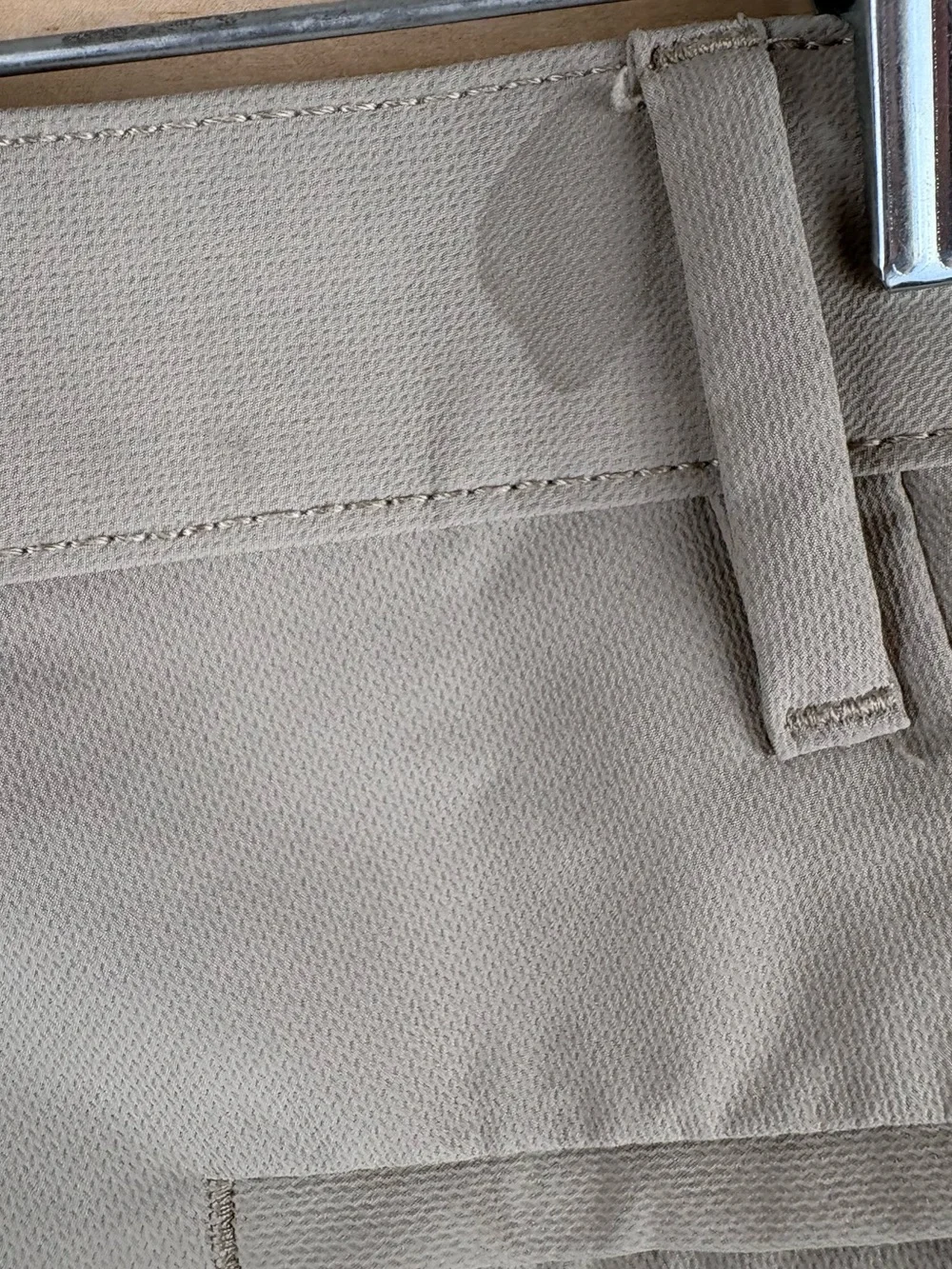 BANANA REPUBLIC BR STANDARD Performance Beige Tan Chino Golf Pants Size 36 x 29